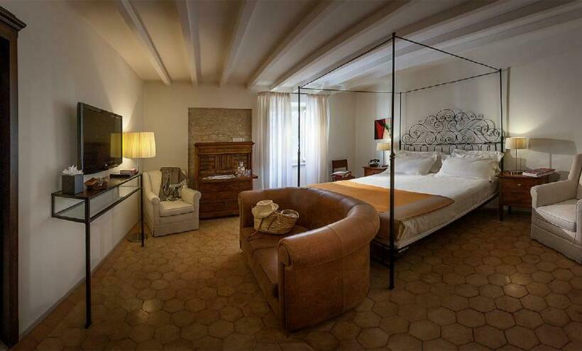 חדר דלוקס, Relais & Chateaux Palazzo Seneca