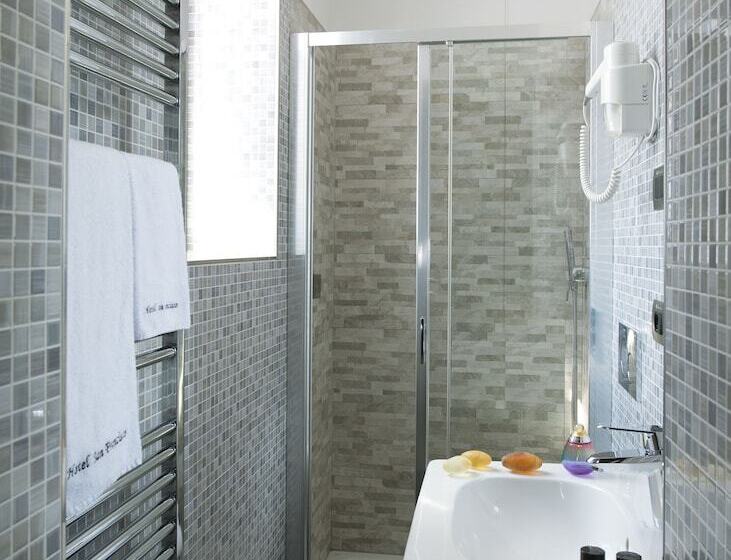 标准单人间, San Francisco