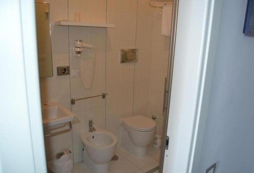 جناح جونيور مطلّ علي البحر, San Paolo