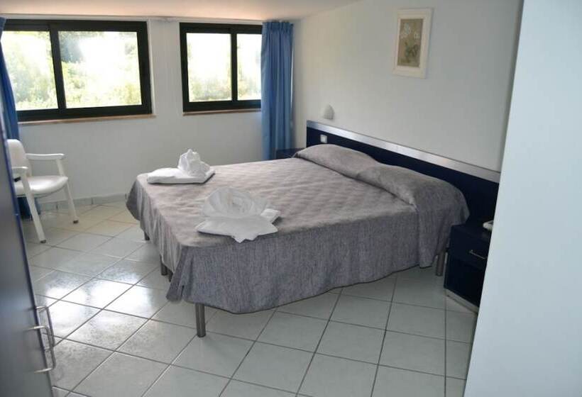 غرفة قياسية ذات أسقف منحدرة, San Paolo