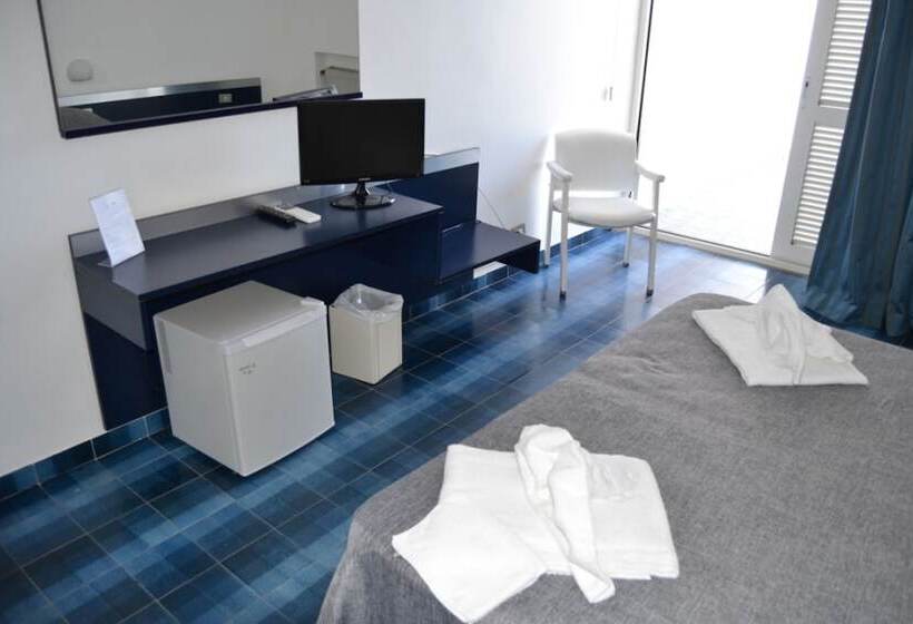 جناح جونيور مطلّ علي البحر, San Paolo