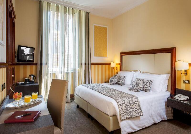 חדר קלאסי, Savoy