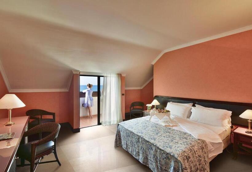 オーシャンビュースタンダードルームバルコニー付き, Schuhmann