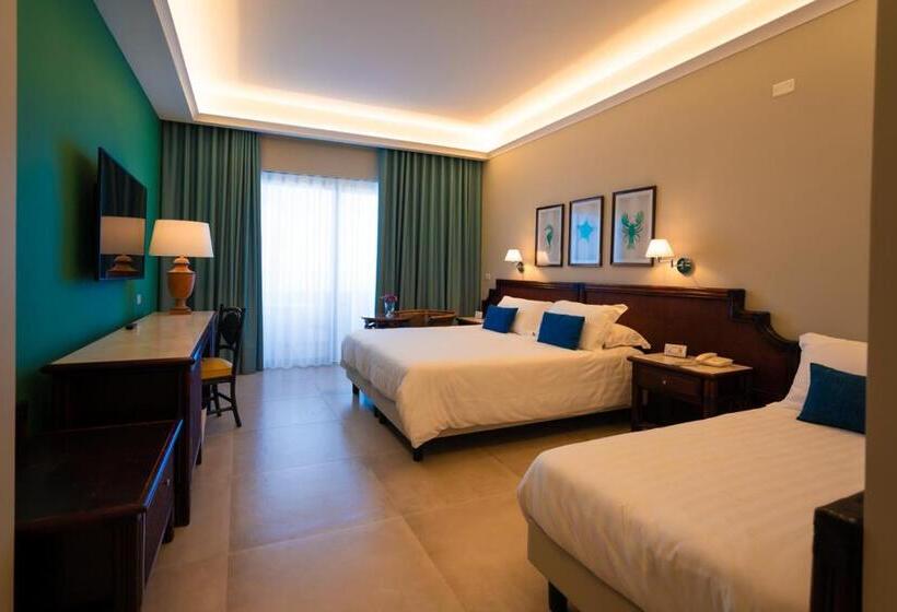 オーシャンビューデラックスルーム, Schuhmann