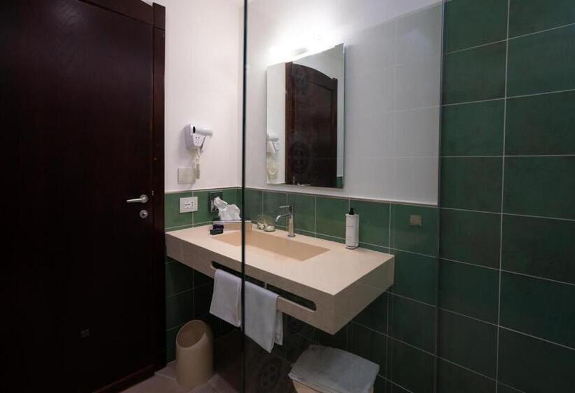 オーシャンビューデラックスルーム, Schuhmann