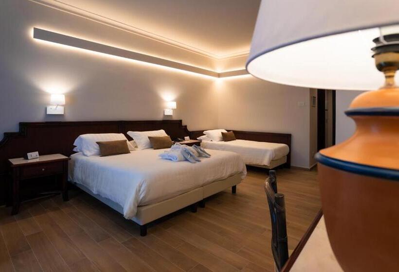 スーペリアトリプルルーム, Schuhmann