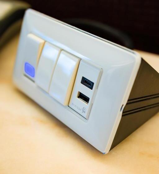 オーシャンビュージュニアスイート, Schuhmann