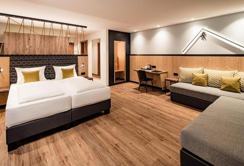 סוויטה דלוקס, Sporthotel Obereggen