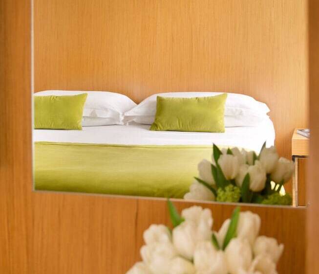 اتاق کلاسیک, Starhotels Tourist