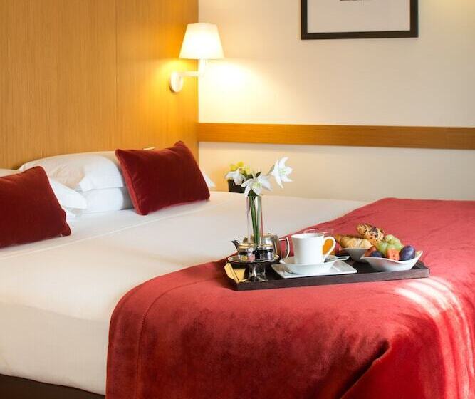 سوییت جونیور, Starhotels Tourist