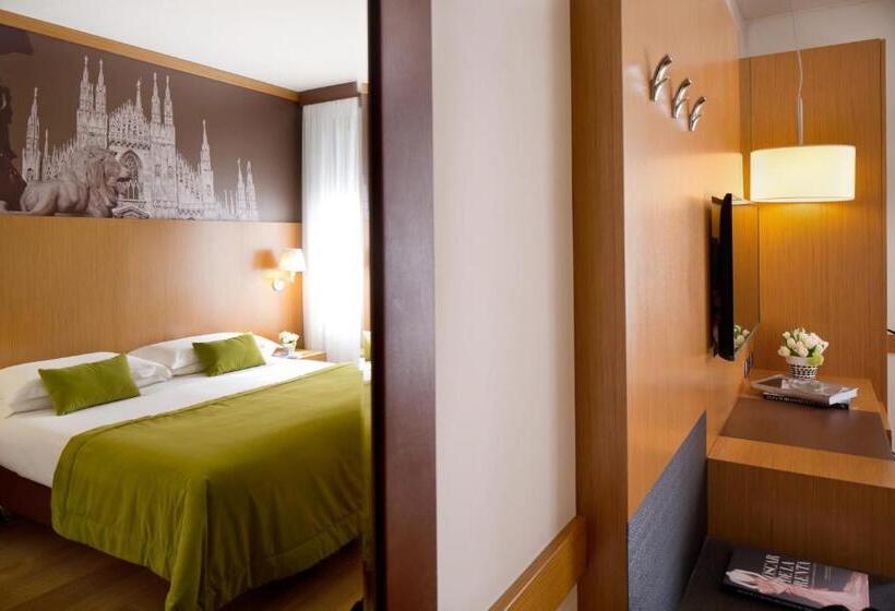 اتاق خانوادگی, Starhotels Tourist