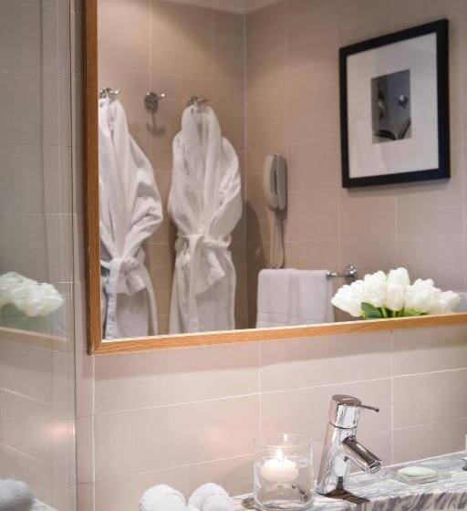 سوییت جونیور, Starhotels Tourist