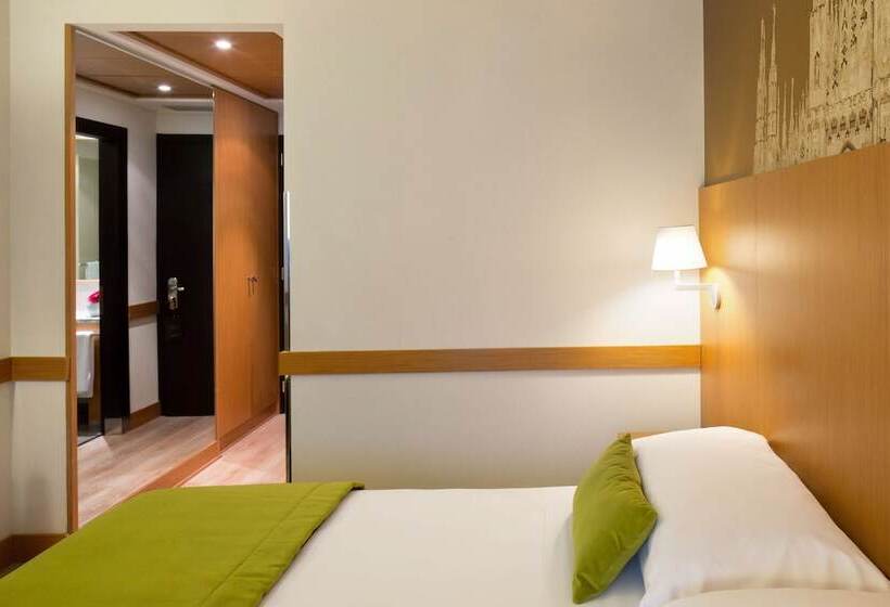 اتاق سوپریور, Starhotels Tourist