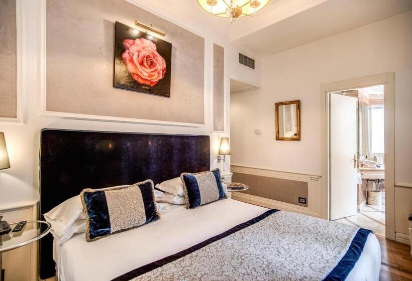 Camera Classica, The Britannia