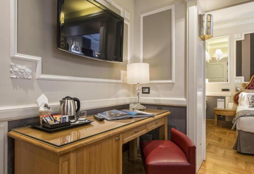 Junior Suite con Terrazza, The Britannia