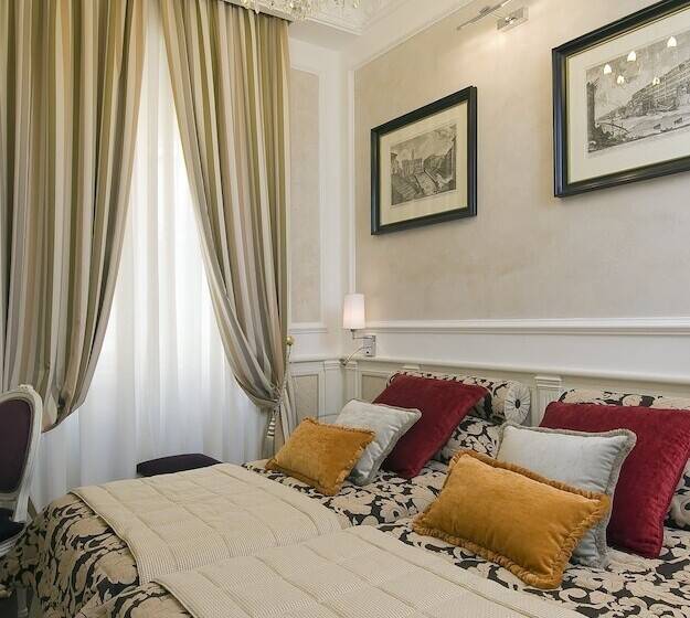 Camera Basic, The Britannia