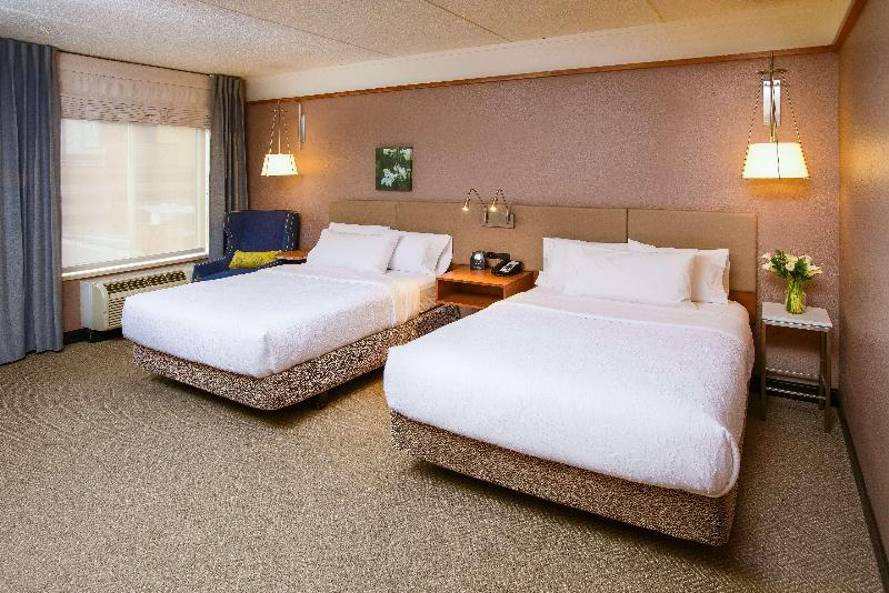 חדר סטנדרט, The Republic