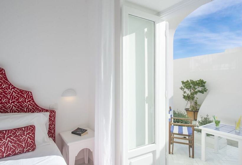 חדר סטנדרט לשלושה, Tramonto d'Oro