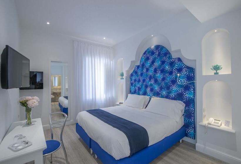 חדר אקונומי, Tramonto d'Oro