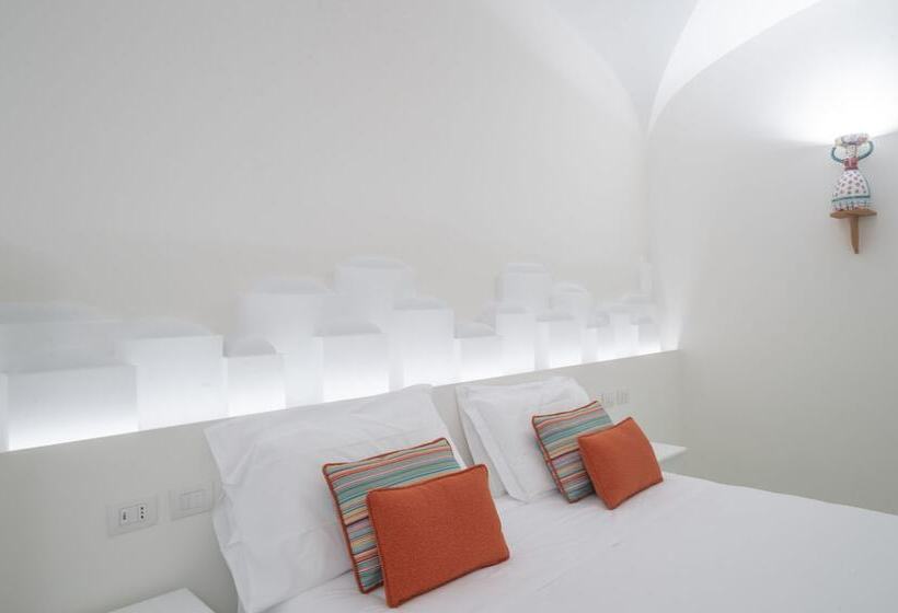 חדר סטנדרט לארבעה, Tramonto d'Oro