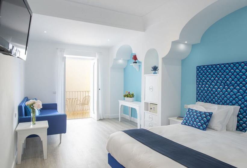 חדר סטנדרט לארבעה, Tramonto d'Oro