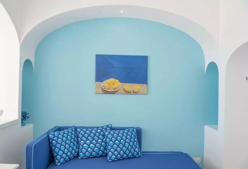 اتاق راحتی سه تخته, Tramonto d'Oro
