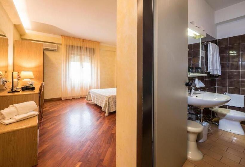 Chambre Familiale Classique, Vega Perugia