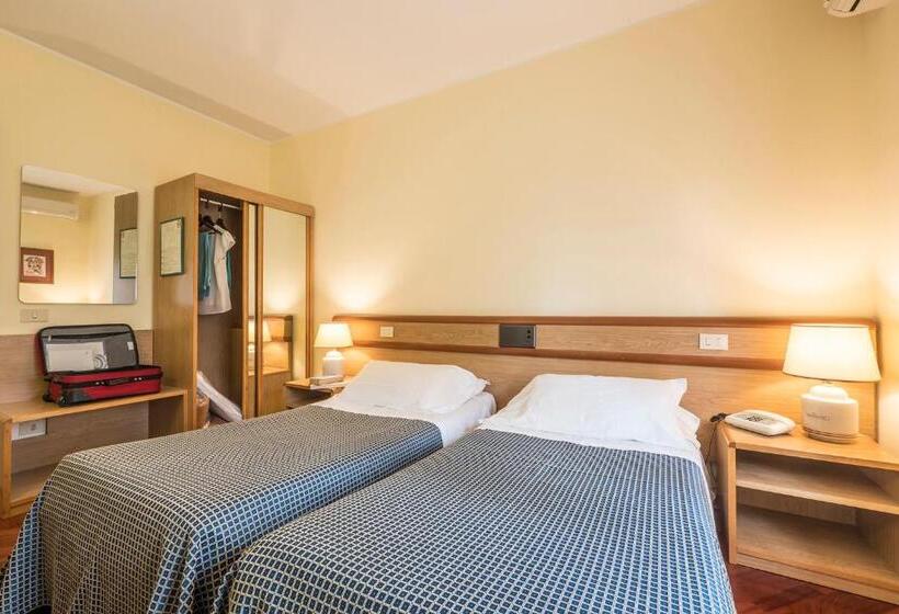 اتاق اکونومی, Vega Perugia