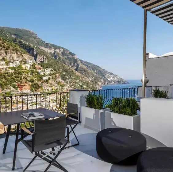 سوییت جونیور لوکس, Villa Franca