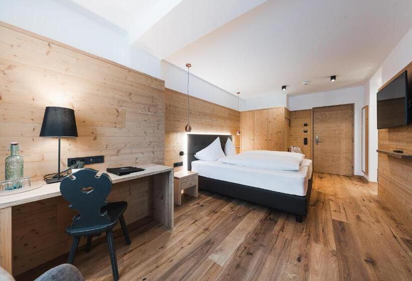 Номер Стандарт, Zum Mohren