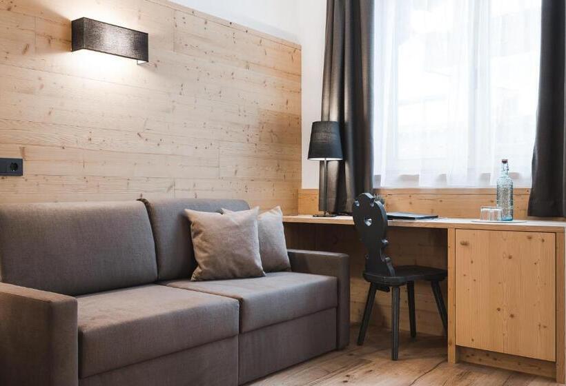 Номер Стандарт, Zum Mohren