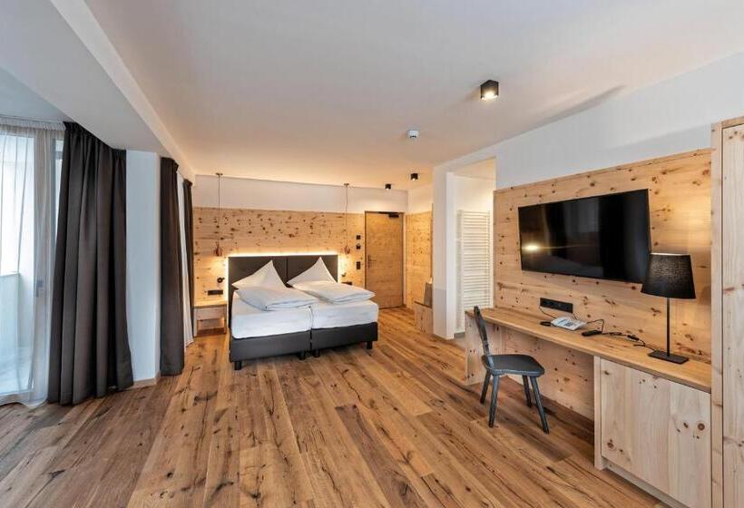 Номер Superior, Zum Mohren