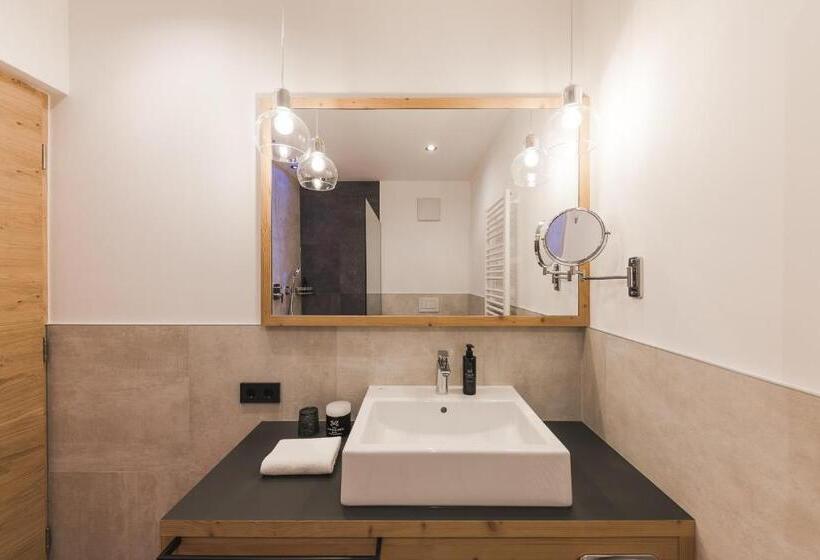 Номер Стандарт Индивидуальный, Zum Mohren