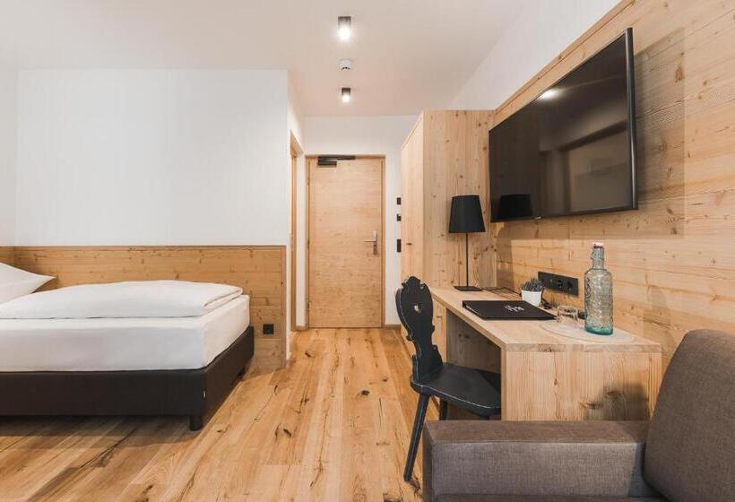 Номер Стандарт Индивидуальный, Zum Mohren