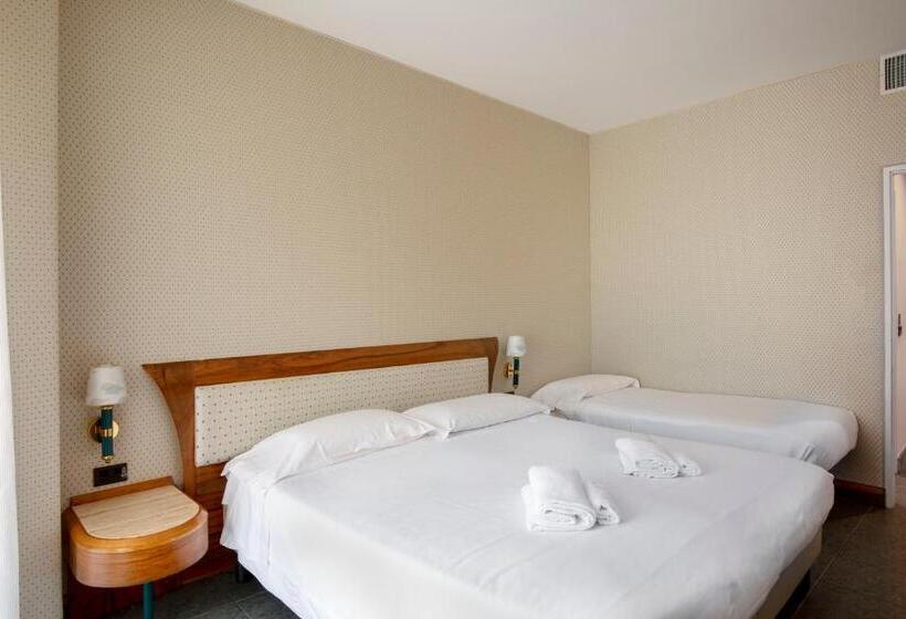 Triple Room Sea View, B&b Hotel Chioggia Airone