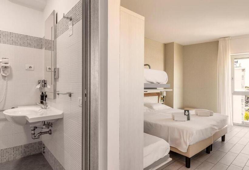 스탠다드 4인용 룸 바다전망, B&b Hotel Chioggia Airone