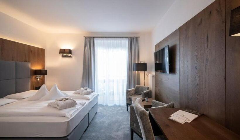 스탠다드 발코니 룸, Aaritz