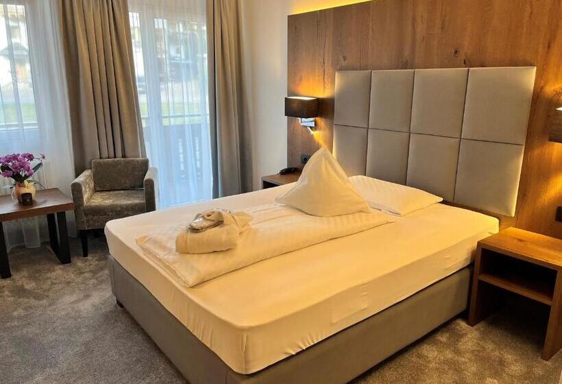 발코니 스탠다드 싱글 룸, Aaritz