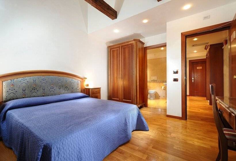 اتاق استاندارد سه نفره, Abbazia