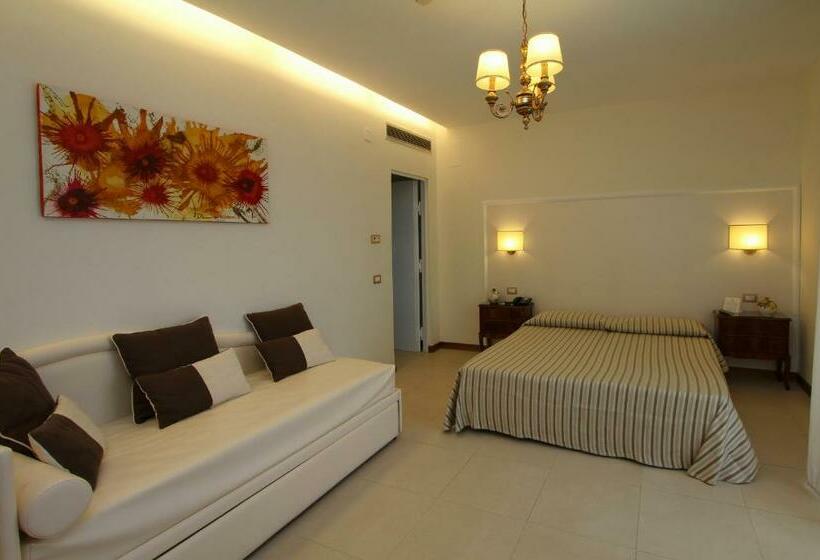 Номер Стандарт Трехместный, Alpha