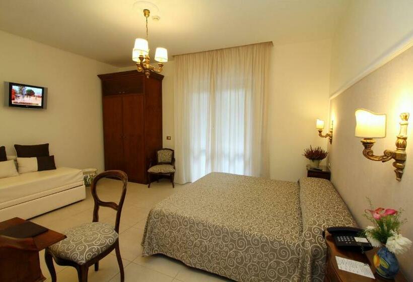 Номер Стандарт Трехместный, Alpha