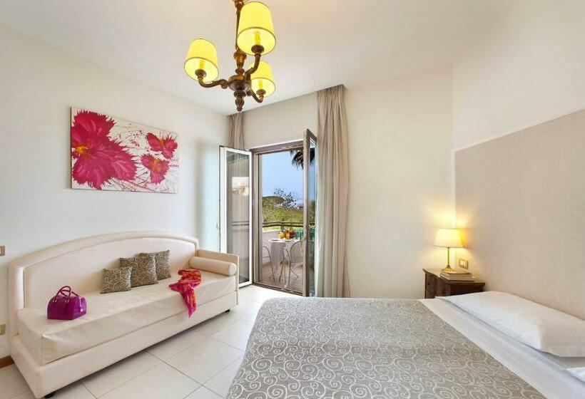 Четырехместный Номер Классик, Alpha