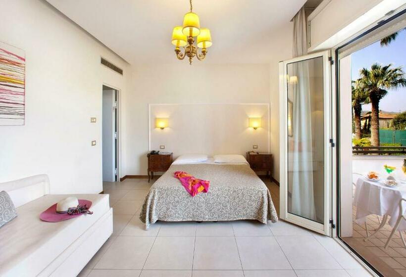 Четырехместный Номер Классик, Alpha