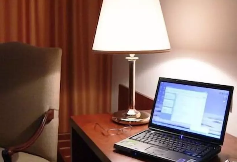 اتاق خانوادگی, Best Western Park Hotel Continental