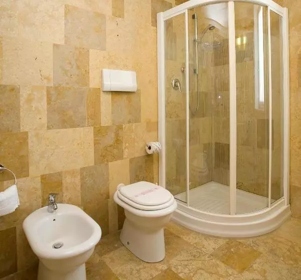 اتاق خانوادگی, Best Western Park Hotel Continental