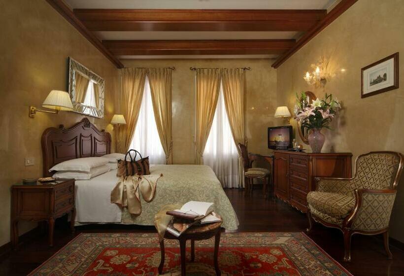 اتاق استاندارد سه نفره, Bisanzio