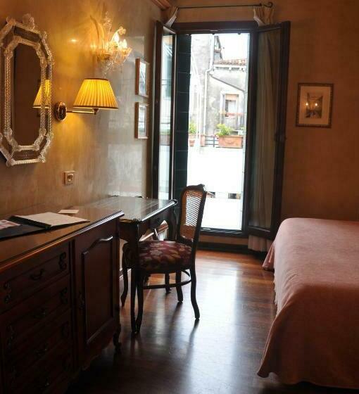 Superior Room with Terrace, Bisanzio