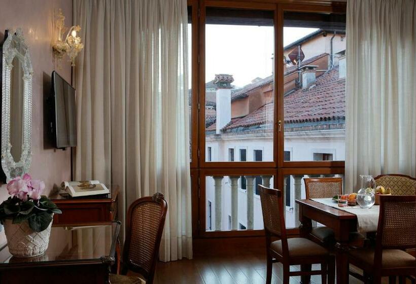 سوییت جونیور, Bisanzio