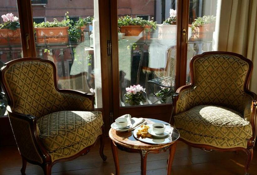 سوییت جونیور, Bisanzio