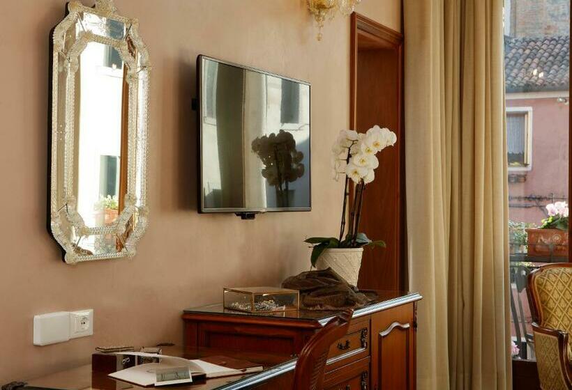 سوییت جونیور, Bisanzio